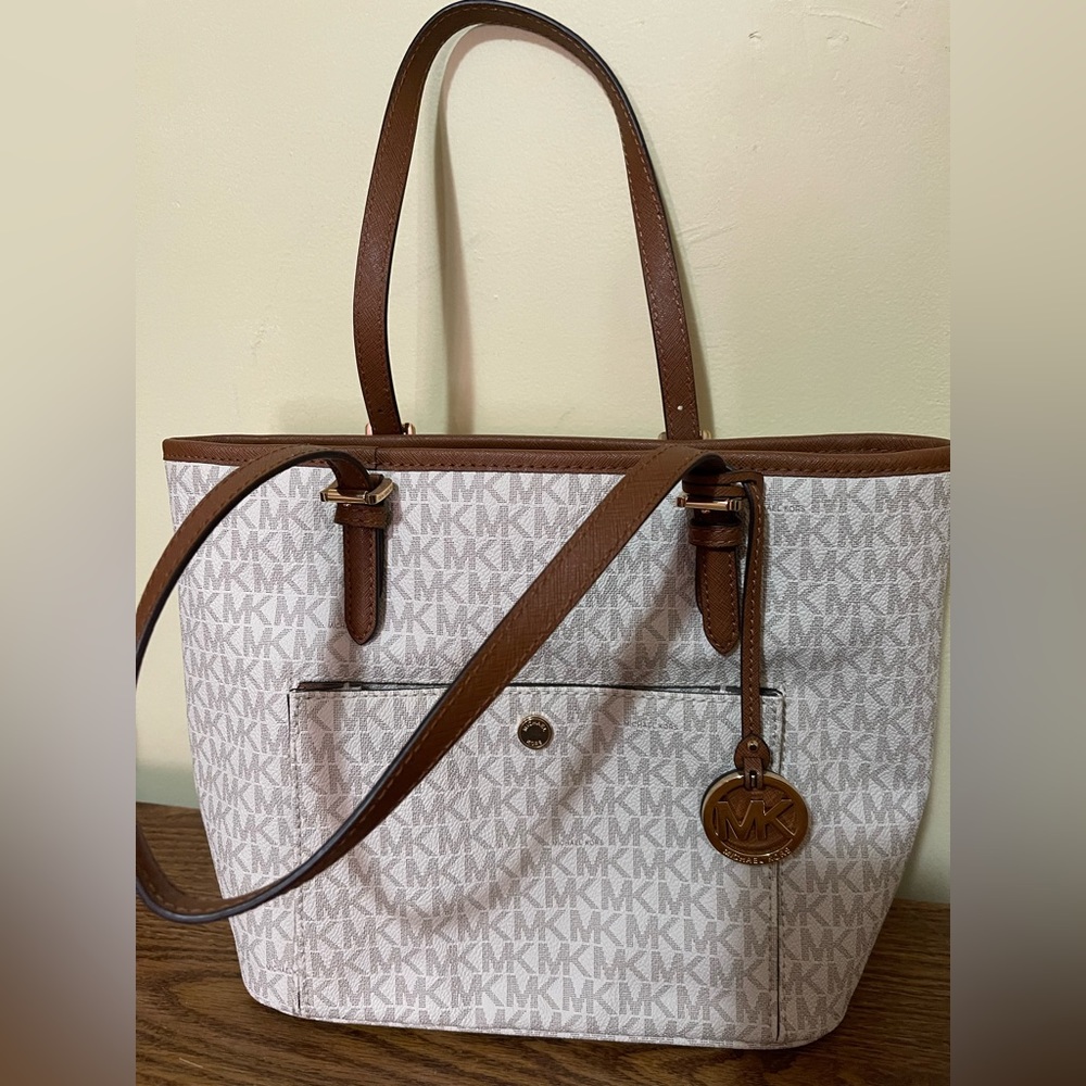 Michael Kors tote